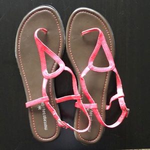 Staple coral sling back flats